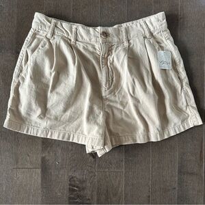 NWT Free People Billie Pleated Chino Shorts Almond Milk Khaki High Waisted‎ 8